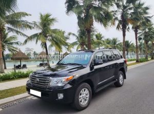 Xe Toyota Land Cruiser VX 4.6 V8 2015