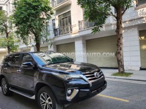 Xe Toyota Fortuner 2.7V 4x4 AT 2017