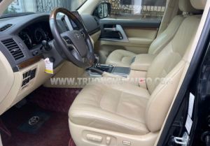 Xe Toyota Land Cruiser VX 4.6 V8 2015