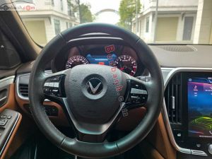 Xe VinFast Lux SA 2.0 Premium 2.0 AT 2019