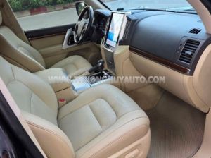 Xe Toyota Land Cruiser VX 4.6 V8 2016