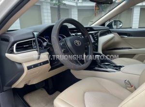 Xe Toyota Camry 2.0G 2020