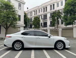 Xe Toyota Camry 2.0G 2020