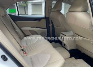 Xe Toyota Camry 2.0G 2020
