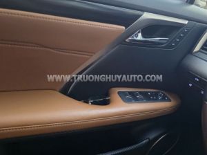 Xe Lexus RX 300 2022