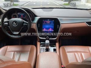 Xe VinFast Lux SA 2.0 Premium 2.0 AT 2020