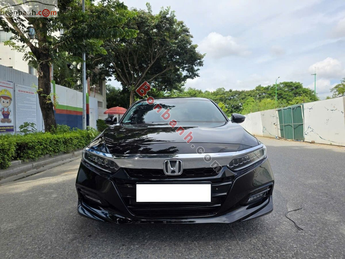 Honda Accord 1.5 AT