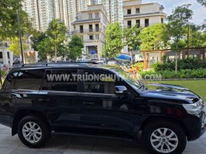 Xe Toyota Land Cruiser 4.6 V8 2020