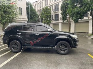 Xe Toyota Fortuner 2.7V 4X2 AT 2016