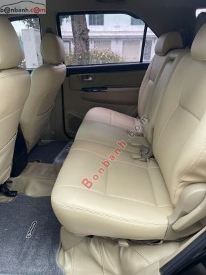 Xe Toyota Fortuner 2.7V 4X2 AT 2016