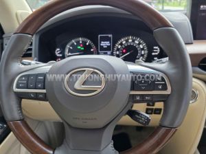 Xe Lexus LX 570 2016
