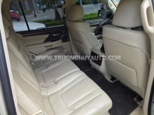 Xe Lexus LX 570 2016