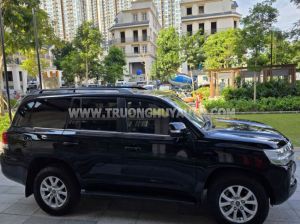 Xe Toyota Land Cruiser 4.6 V8 2020