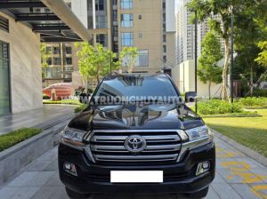 Xe Toyota Land Cruiser 4.6 V8 2020