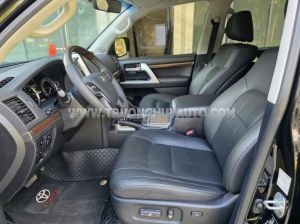 Xe Toyota Land Cruiser 4.6 V8 2020