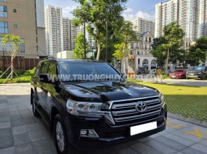 Xe Toyota Land Cruiser 4.6 V8 2020