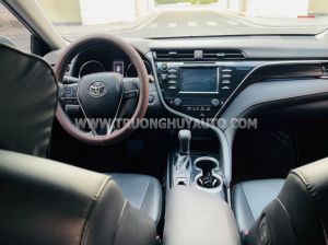 Xe Toyota Camry 2.0G 2020