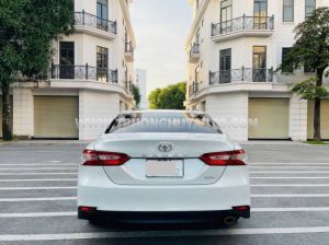 Xe Toyota Camry 2.0G 2020