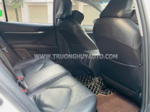 Xe Toyota Camry 2.0G 2020