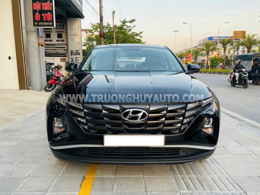 Hyundai Tucson 2.0 AT Tiêu chuẩn