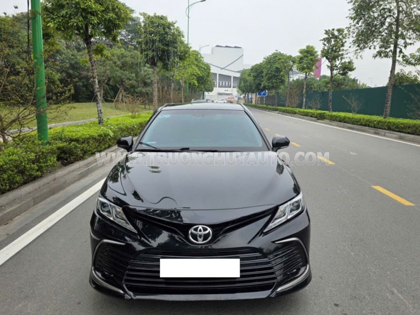 Toyota Camry 2.0G