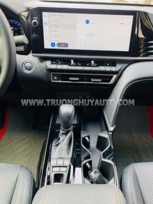 Xe Toyota Camry 2.5 HEV Top 2024