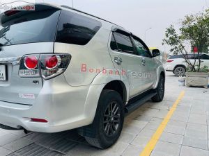 Xe Toyota Fortuner 2.7V 4X2 AT 2016