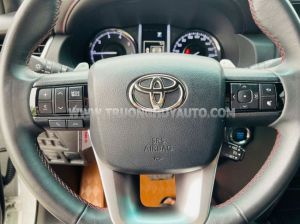 Xe Toyota Fortuner Legender 2.4L 4x2 AT 2024