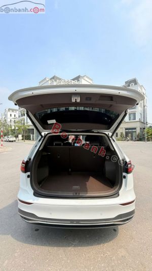 Xe Volkswagen Viloran Luxury 2024
