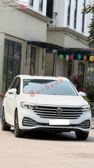 Xe Volkswagen Viloran Luxury 2024