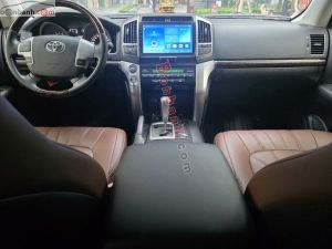 Xe Toyota Land Cruiser VX 4.6 V8 2015