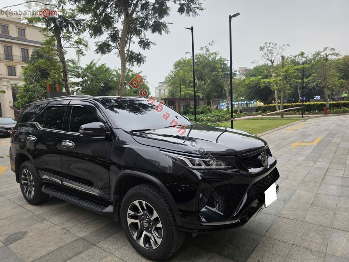 Xe Toyota Fortuner Legender 2.8L 4x4 AT 2022
