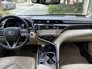 Xe Toyota Camry 2.5Q 2021