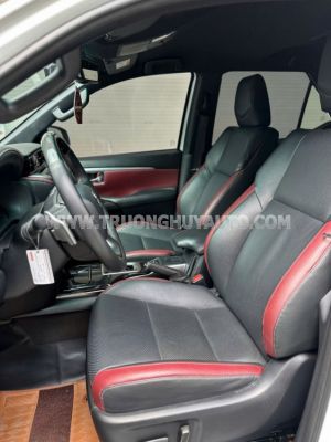 Xe Toyota Fortuner Legender 2.4L 4x2 AT 2024