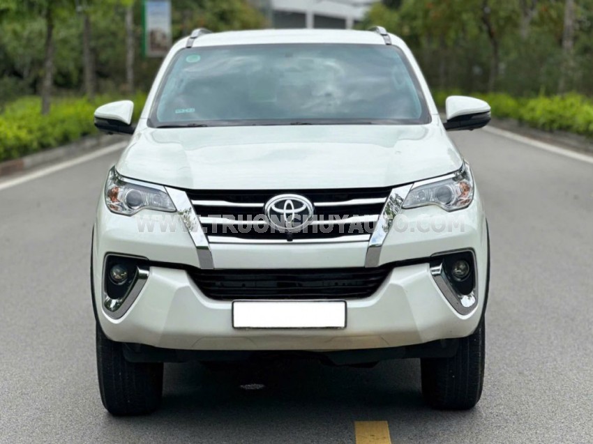 Toyota Fortuner 2.7V 4x2 AT