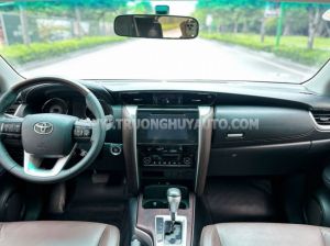 Xe Toyota Fortuner 2.7V 4x2 AT 2018