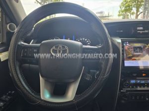 Xe Toyota Fortuner 2.7V 4x4 AT 2016