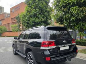 Xe Toyota Land Cruiser VX 4.6 V8 2013