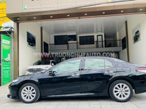 Xe Toyota Camry 2.0G 2020