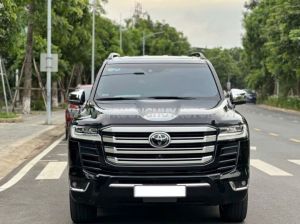 Xe Toyota Land Cruiser 3.5 V6 2024
