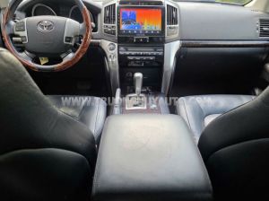 Xe Toyota Land Cruiser VX 4.6 V8 2015