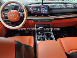 Xe Kia Carnival Luxury 2.2D 2025