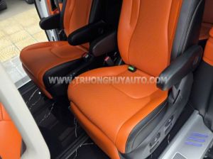 Xe Kia Carnival Luxury 2.2D 2025