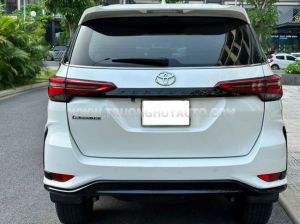 Xe Toyota Fortuner 2.4G 4x2 AT Legender 2021