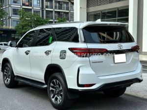 Xe Toyota Fortuner 2.4G 4x2 AT Legender 2021