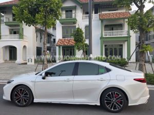 Xe Toyota Camry 2.5 HEV Top 2025