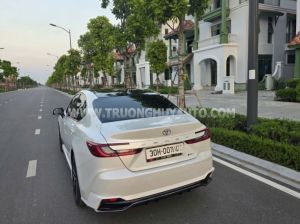 Xe Toyota Camry 2.5 HEV Top 2025