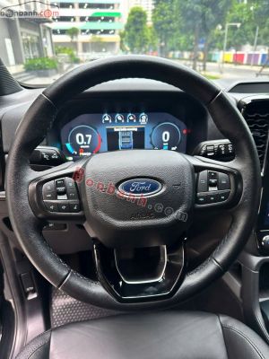 Xe Ford Everest Titanium Plus 2.0L 4x4 AT 2023