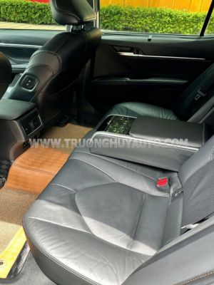 Xe Toyota Camry 2.0Q 2022