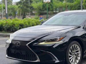 Xe Lexus ES 250 2019
